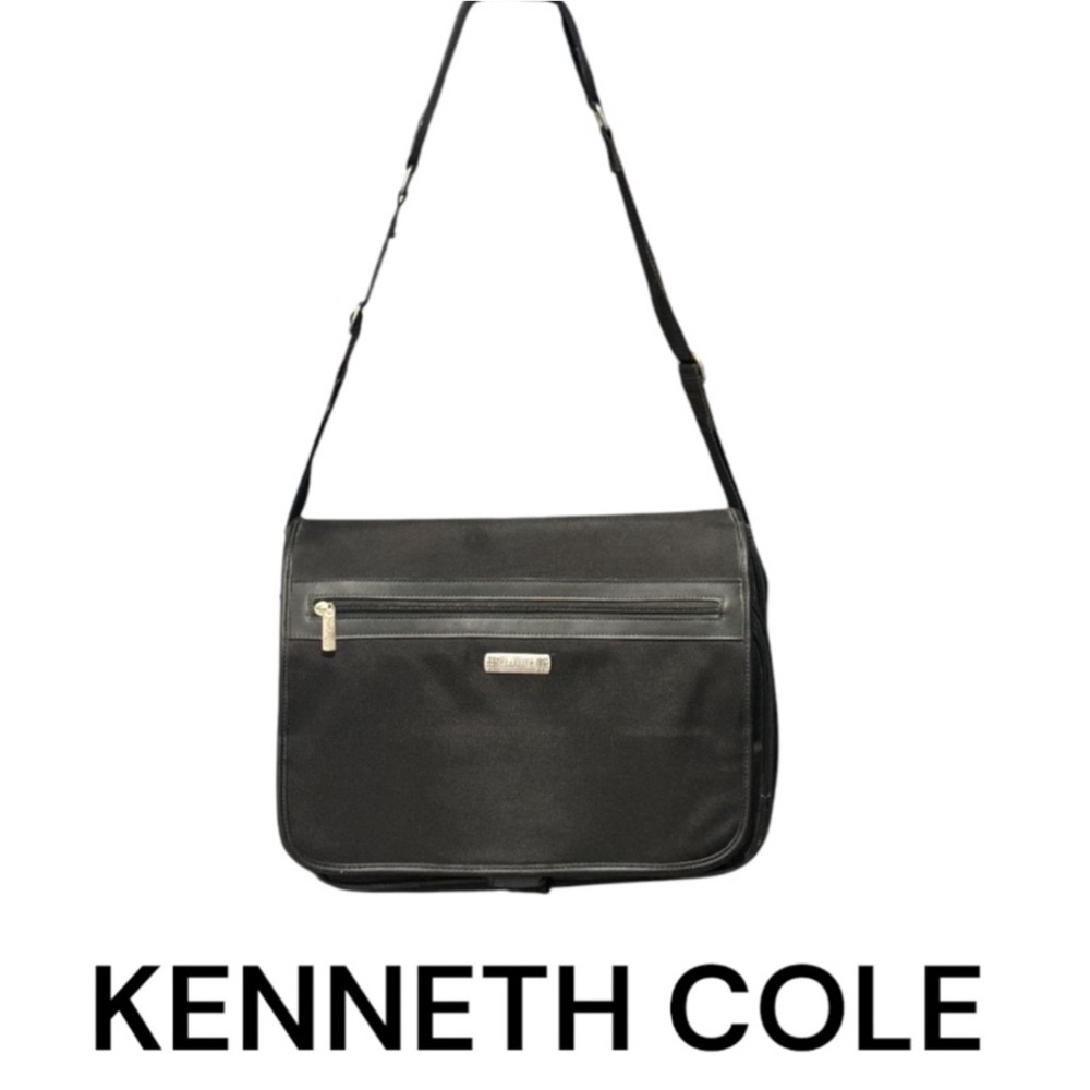 Authentic Kenneth Cole designer black laptop computer messenger bag